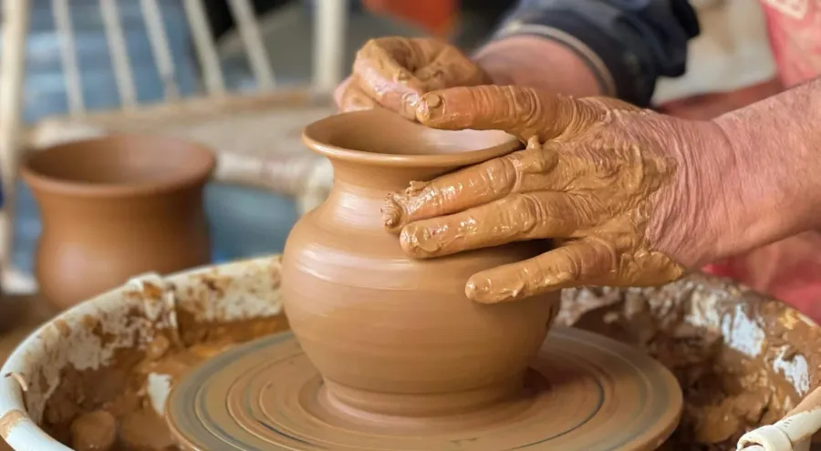 Xưởng gốm công nghiệp